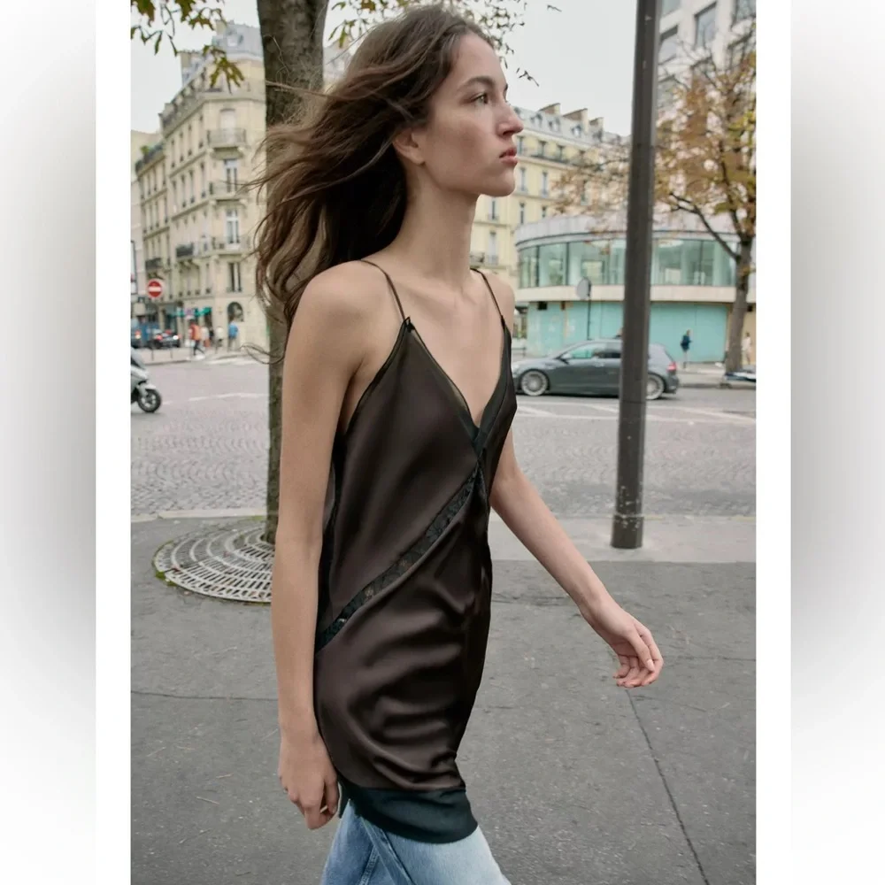 New Zara satin lace dress - Picture 5 of 7